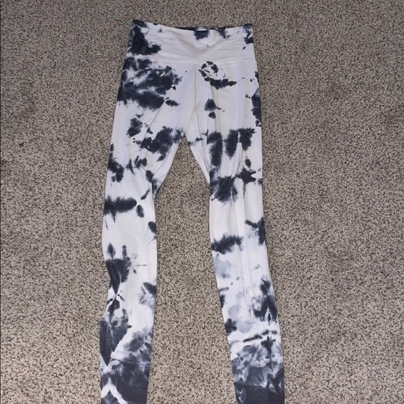 Black and White Leggings - Picture 1 of 3